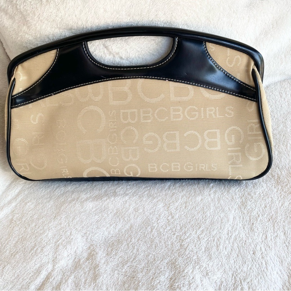 BCBGIRLS Handbag Monogram‎ Logo Cutout Handle, Womens OS Tan Black